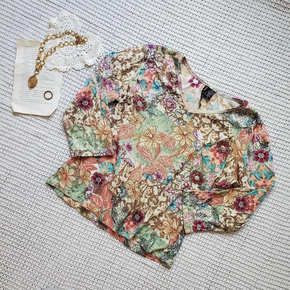 Y2k 34 sleeve colorful floral graphic top with sequins